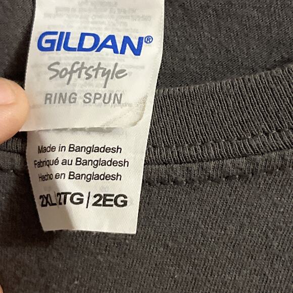 The Late Show Stephen Colbert UNITED WE STAND DIVIDED GRAY 2XL T-SHIRT Political - Picture 5 of 8